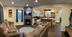 The Greenstone House - Image 2