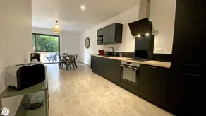 3 Bedroom House /2 bathrooms/air conditioning/Wi-Fi/free parking - Image 3