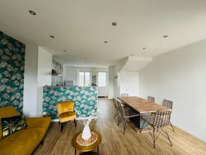 Small House - Image 4