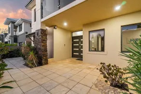 Beachside Bliss 1BR Mindarie - Image 5