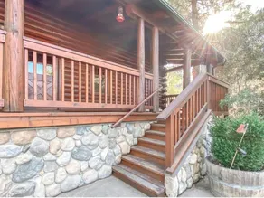 Charming Log Cabin Resort Home - Image 2