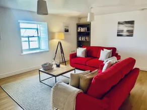 Luxury, incredible sea views, coast path access - Image 3