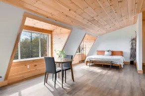 The Rustic Loft - Image 5