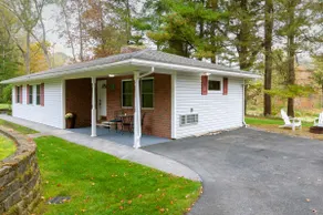 Elk Valley Cottage - Image 2