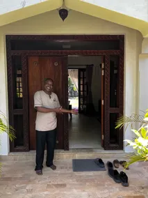Private Indian Ocean Villa for 8 - Image 5