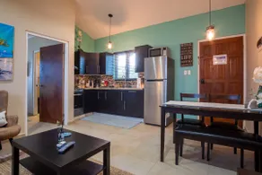 Villa Mar: Charming 1 BR with Pool - Image 3