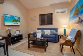Villa Mar: Charming 1 BR with Pool - Image 2
