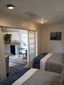 The Pool House - Image 2
