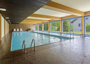 Small but nice. 2 rooms - with private indoor pool - Image 2