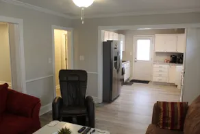 Cozy 2 BR Bungalow! - Image 4
