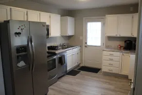 Cozy 2 BR Bungalow! - Image 5