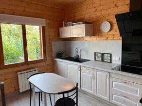 Riverfront cottage - Image 4
