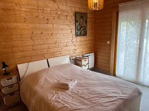 Riverfront cottage - Image 2