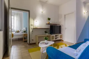 Landi House - Image 2