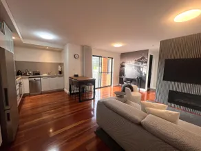 La Siesta West End - Image 4