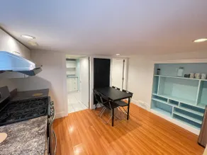 Entire Guest Suite -2 bedrooms w/ Private Entrance - Image 4