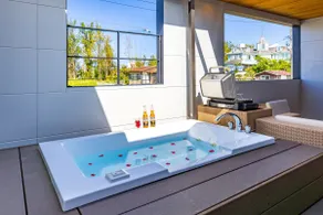 Stylish rental villa with private sauna, BBQ & Jacuzzi for up to 12 guests - Image 2