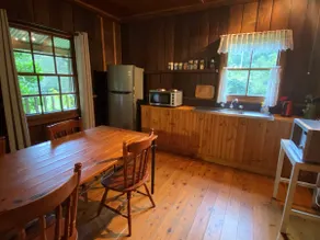 Secluded Peaceful Log Cabin Escape Blue Mountains - Image 4