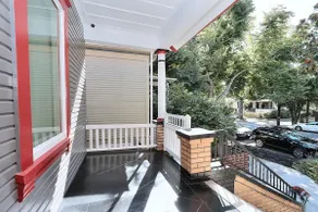 Midtown Flat: Steps from Ice Blocks Shops! - Image 4