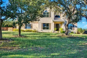 Spacious Estate - Hot Tub Sleeps 12 5 Bed/ 3 Bath - Image 5