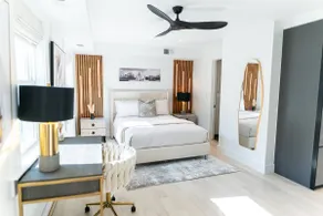 Luxurious & Cozy ~ 5* Location ~ Scenic Canal View - Image 5