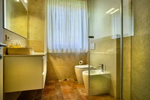 Two-room apartment with fireplace - Image 4