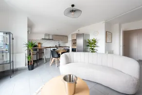 Appartment close to city center, AC and car park - Image 5