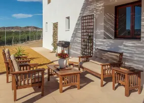 Tranquil Rural Villa, 2 bedroom private pool - Image 3