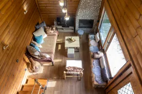 The cabin - Image 2