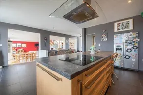 House with superb views. - Image 2