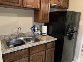 Apartment by Laredo Medical Center - Image 3