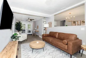 Modern & Cozy ~ Mins to Dwntwn & FSU ~ Gym ~ Yard - Image 3