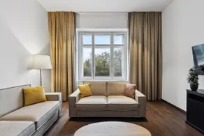 limehome Vienna Roßauer |1-Bedroom Suite +Sofa Bed - Image 5