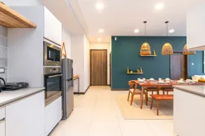 SkyNest by Merlion - Top Floor - Urban Luxury - Self Check-in - Image 4