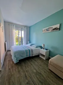 Ground floor near the beach - Image 5