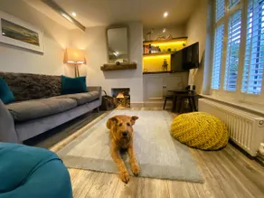 Coastal Cottage - Image 2