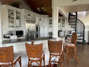 Spectacular Sunsets.  Private multilevel designer home with heated pool and spa - Image 5
