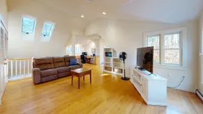 4 Bdrm Private Home w large deck - Image 4