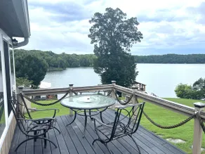 Lake Scene at Eden - Image 4