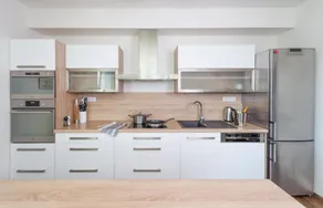 Riverside Apartment - Image 5