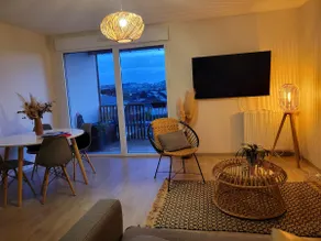 Modern 2-room apartment with stunning views of the cathedral - Image 3