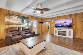 Talquin Lakeside Retreat Sleeps 7 in 4 BRs/2 Baths - Image 5
