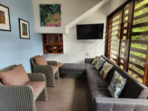 Cozy 2-bedroom Condo - Image 3