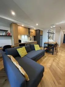 Parisian-style South Yarra pad. - Image 5