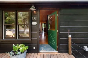 Cozy mountain view cabin & 2 king en-suites - Image 5