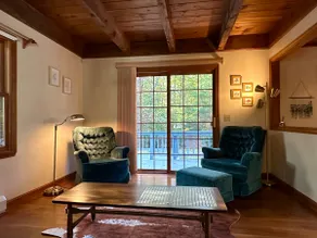 Charming Cozy Coastal Retreat｜Pet Friendly｜EV - Image 4