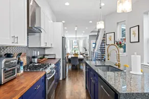 Artistic Stay near Hyde Park: 2 Living, Courtyard - Image 2