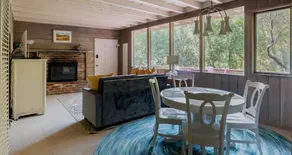Redwood Cabin-Quiet-Parking-Wifi - Image 3