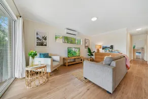Mooloolaba Waterfront Luxury - Image 4