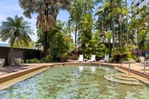 The Abbott—A Sea-Swept Esplanade Abode - Image 3